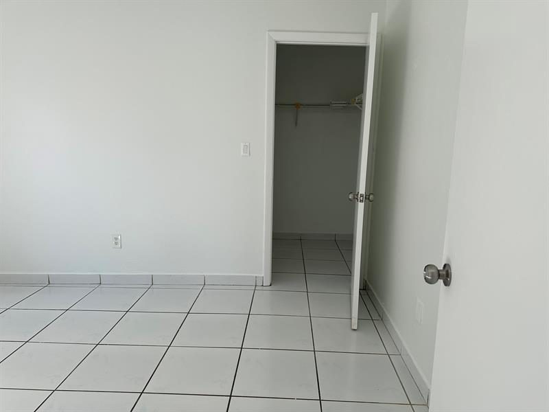 Image 20 of 28 For 1705 Adams Street  1705