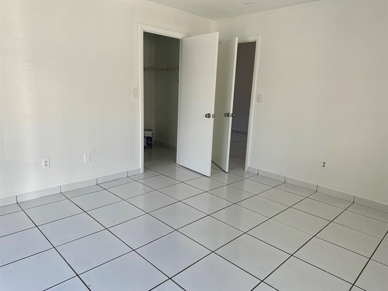 Image 25 of 28 For 1705 Adams Street  1705