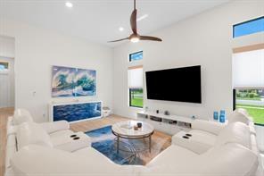 Image 14 of 44 For 11975 Vivar Run