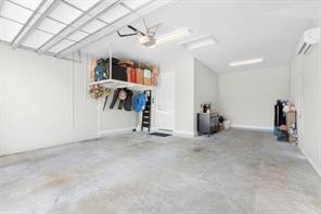 Image 33 of 44 For 11975 Vivar Run