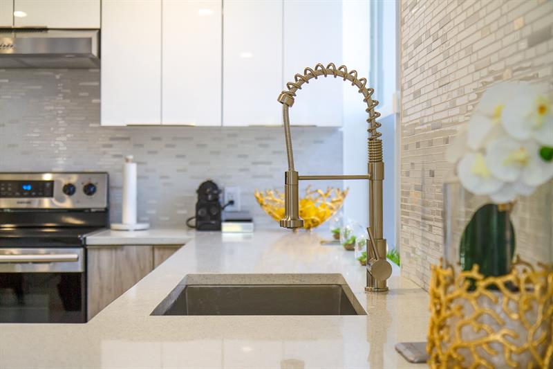 Image 19 of 61 For 1613 16th Ct