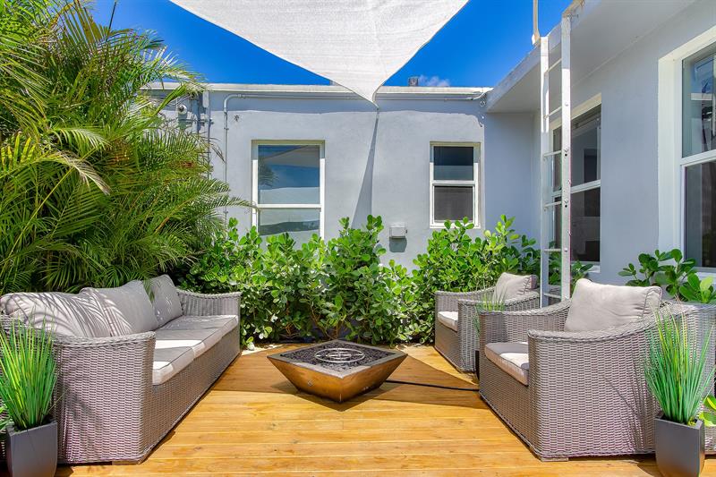 Image 43 of 61 For 1613 16th Ct