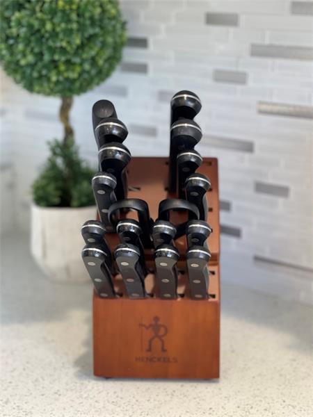 Image 46 of 61 For 1613 16th Ct