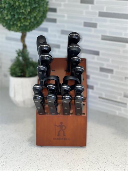 Image 47 of 61 For 1613 16th Ct