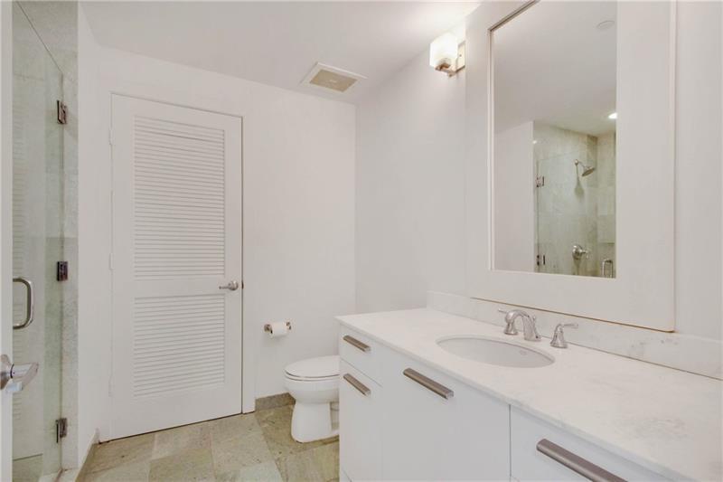Image 11 of 12 For 1050 Brickell Ave  3222