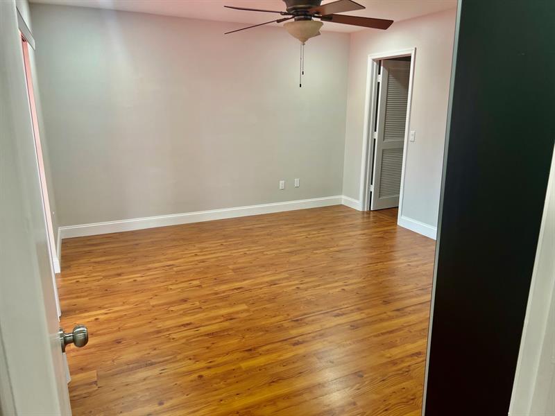 Image 19 of 25 For 8951 19th St  B