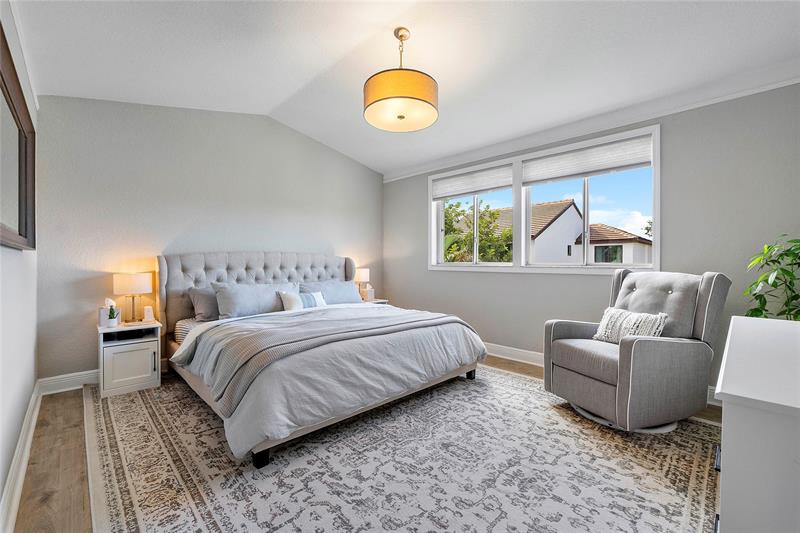 Image 23 of 45 For 604 Stanton Dr