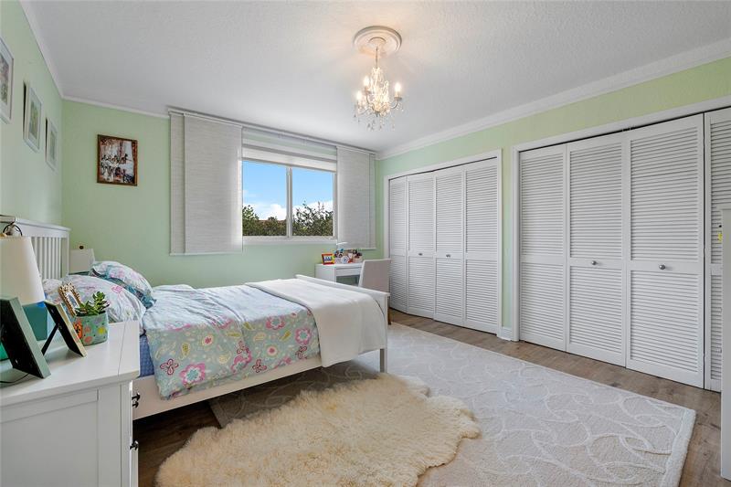 Image 28 of 45 For 604 Stanton Dr