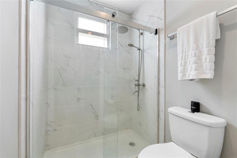 Image 32 of 45 For 604 Stanton Dr