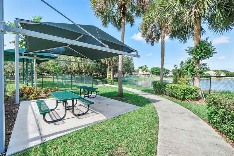 Image 43 of 45 For 604 Stanton Dr