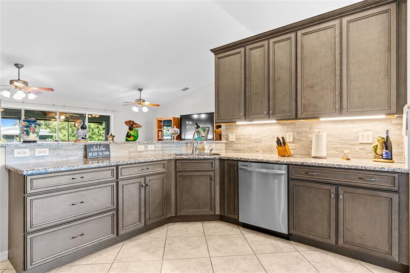 Image 19 of 48 For 1069 9th St  