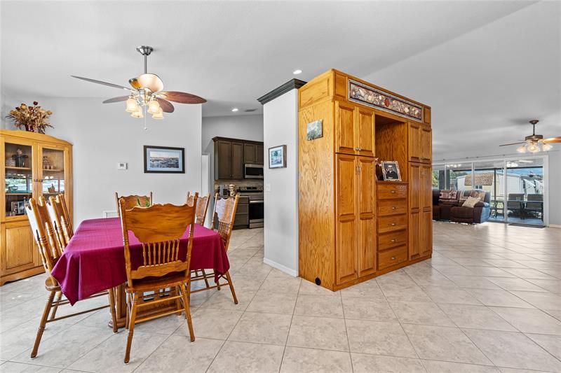 Image 23 of 48 For 1069 9th St  