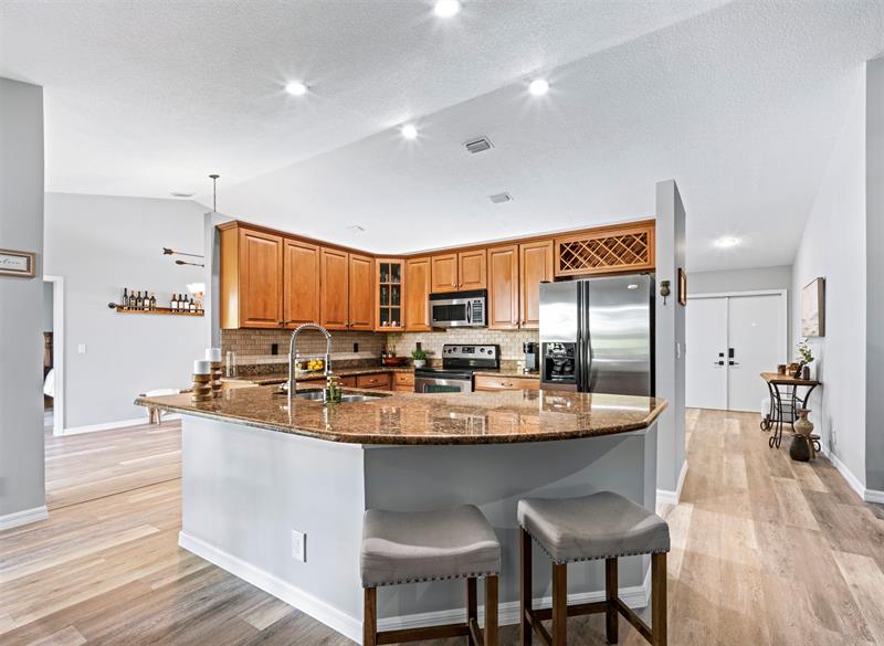 Image 10 of 44 For 5133 47th Ave