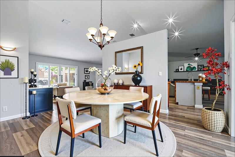 Image 19 of 44 For 5133 47th Ave