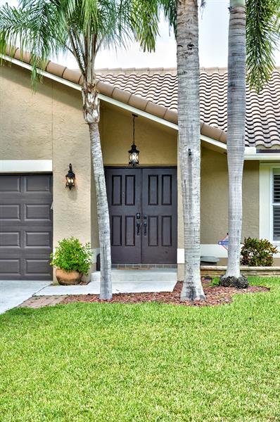 Image 6 of 44 For 5133 47th Ave