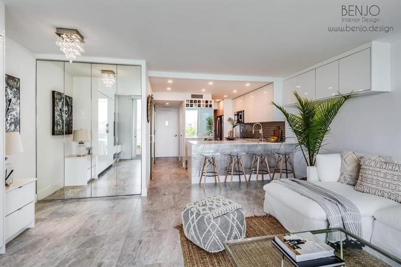 Image 8 of 12 For 1000 West Av  1419