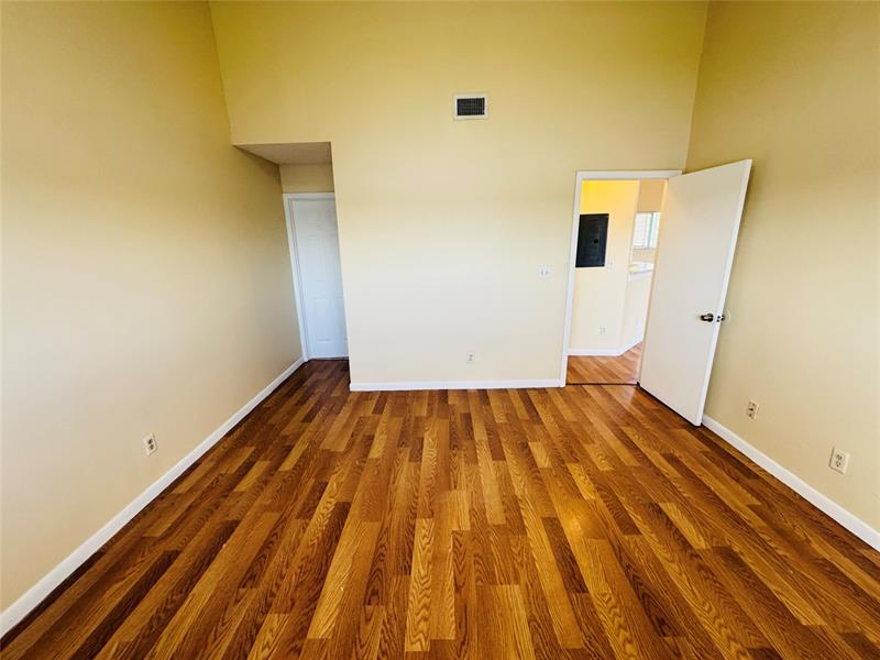 Image 16 of 16 For 3449 44th St  202