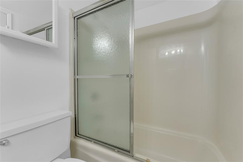 Image 23 of 40 For 1401 Federal Hwy  218