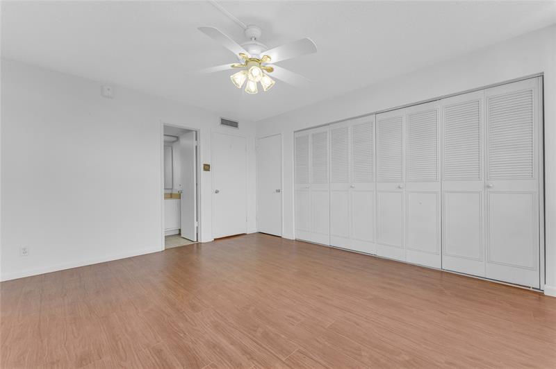 Image 26 of 40 For 1401 Federal Hwy  218