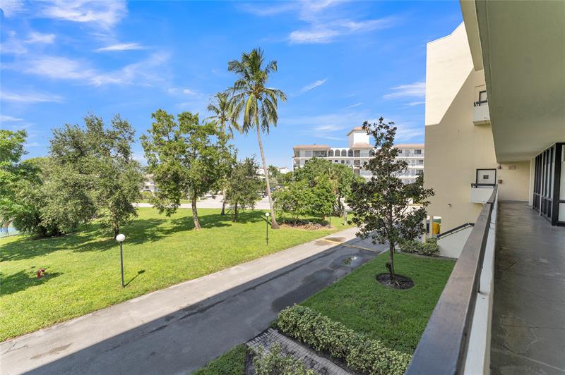 Image 37 of 40 For 1401 Federal Hwy  218