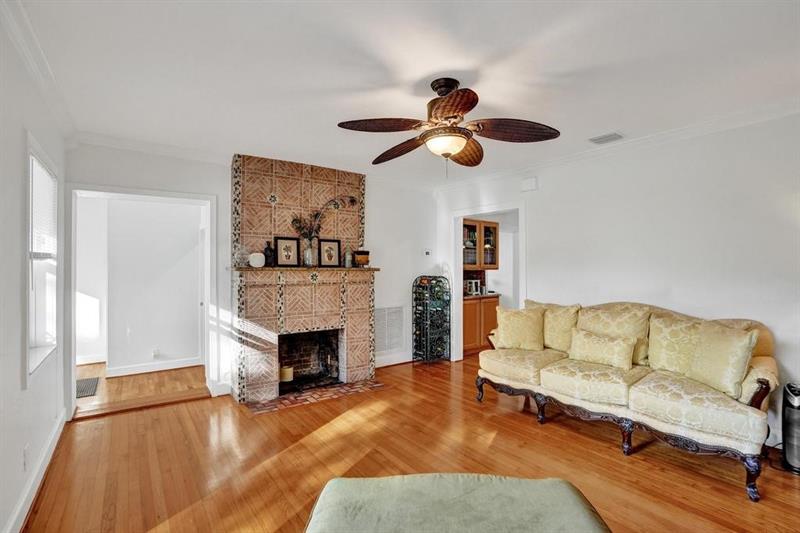 Image 10 of 66 For 408 9th Ave  