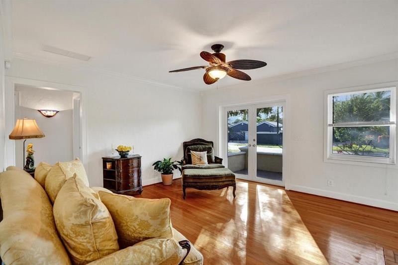 Image 8 of 66 For 408 9th Ave  