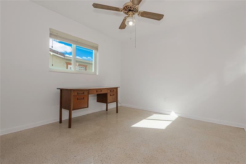 Image 30 of 44 For 1940 107 Ave