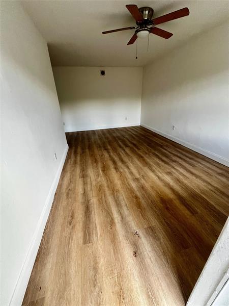 Image 4 of 5 For 747 83rd Ter  18