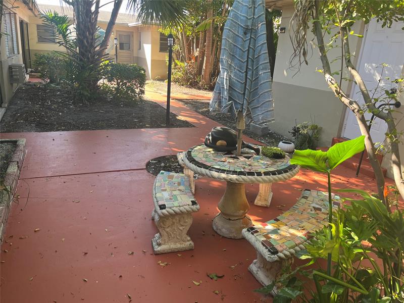 Image 3 of 13 For 505 20th Ave  4