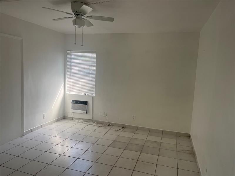 Image 9 of 13 For 505 20th Ave  4