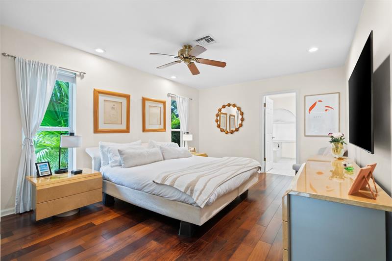 Image 15 of 32 For 326 Seven Isles Dr