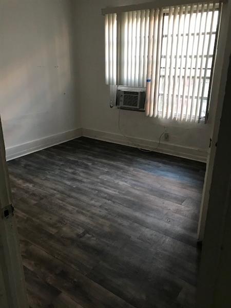 Image 4 of 7 For 1021 5th St  