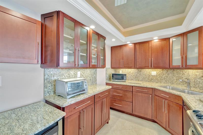 Image 13 of 49 For 3300 36th St  1516