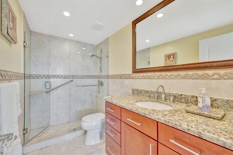 Image 32 of 49 For 3300 36th St  1516