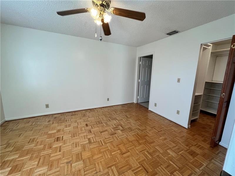 Image 11 of 17 For 9449 Boca Cove Cir  914