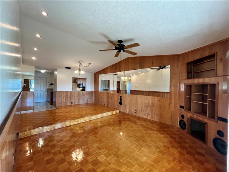 Image 8 of 17 For 9449 Boca Cove Cir  914