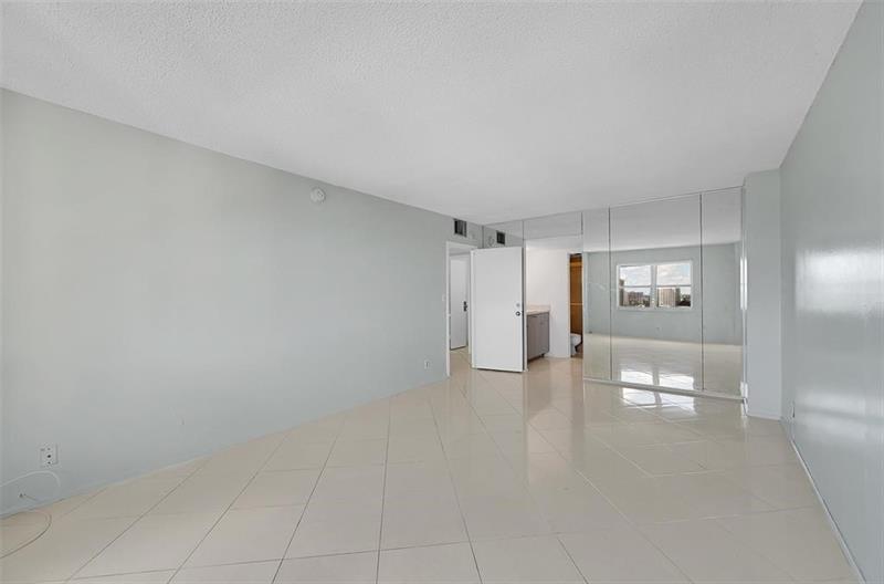 Image 8 of 17 For 1200 Hibiscus Ave  1804