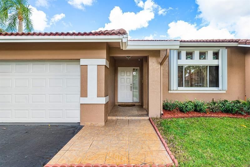 Image 3 of 35 For 9861 28th Pl