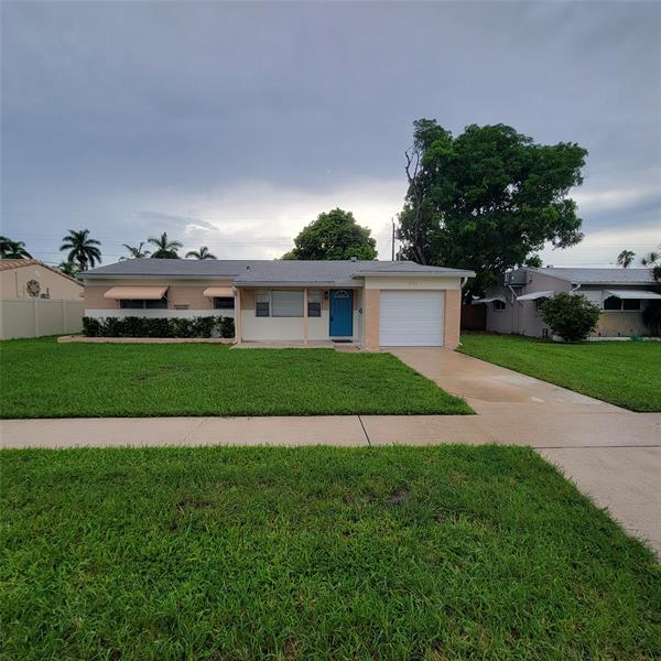 Image 3 of 19 For 806 32nd Ave