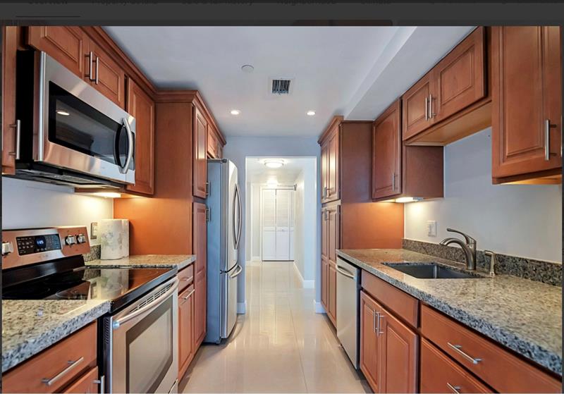 Image 16 of 36 For 859 Jeffery St  214