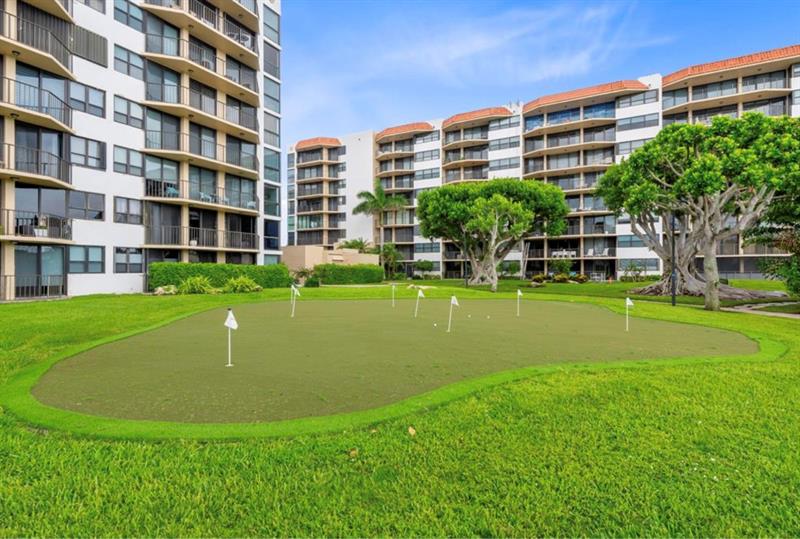 Image 36 of 36 For 859 Jeffery St  214