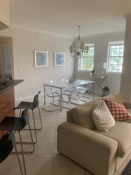 Details for 3215 184th St  14403, North Miami Beach, FL 33160