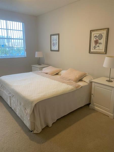 Image 8 of 23 For 3215 184th St 14403