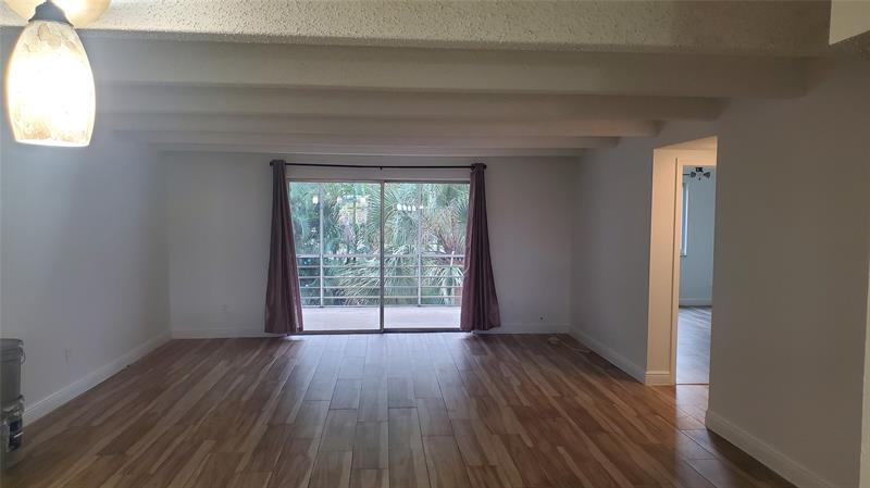 Image 9 of 22 For 10110 Boca Entrada Blvd  302