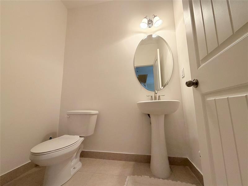 Image 10 of 44 For 14240 275th St