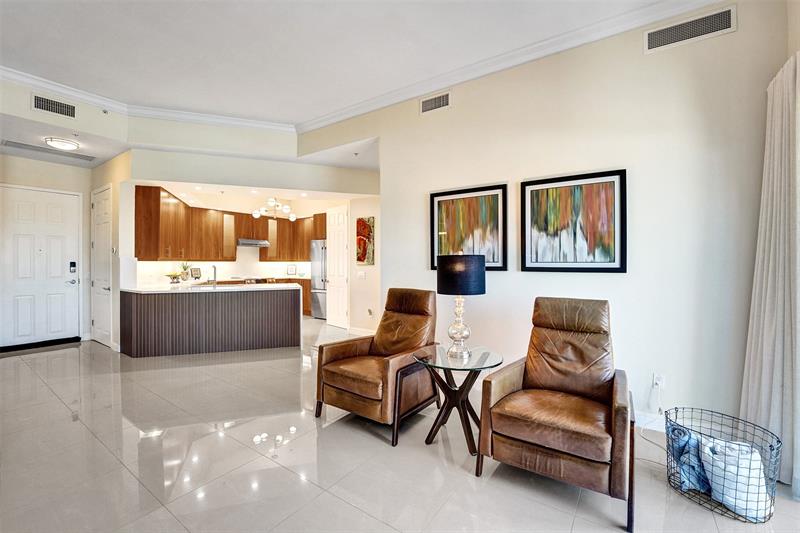 Image 6 of 66 For 2617 14th Ave  507