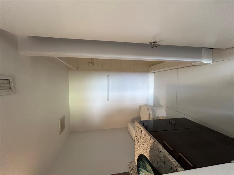 Image 7 of 10 For 2391 89th Dr 411