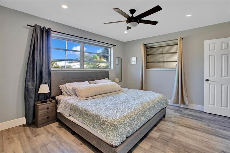 Image 29 of 36 For 2632 Madison St