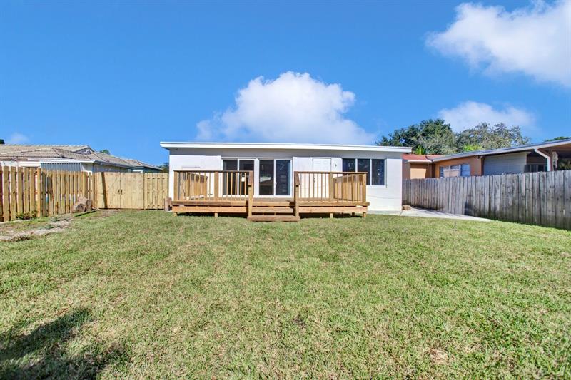 Image 35 of 36 For 2632 Madison St