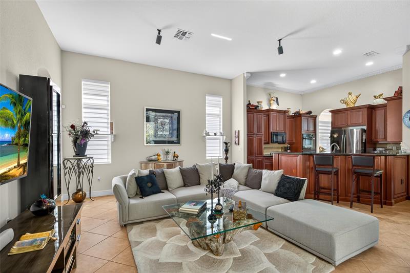 Image 16 of 45 For 1777 Belmont Cir